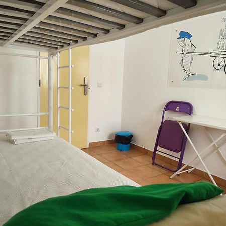 Racing Mackerel Hostel Лагуш Екстер'єр фото