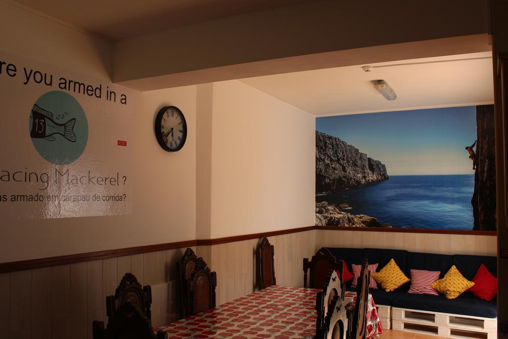 Racing Mackerel Hostel Лагуш Екстер'єр фото