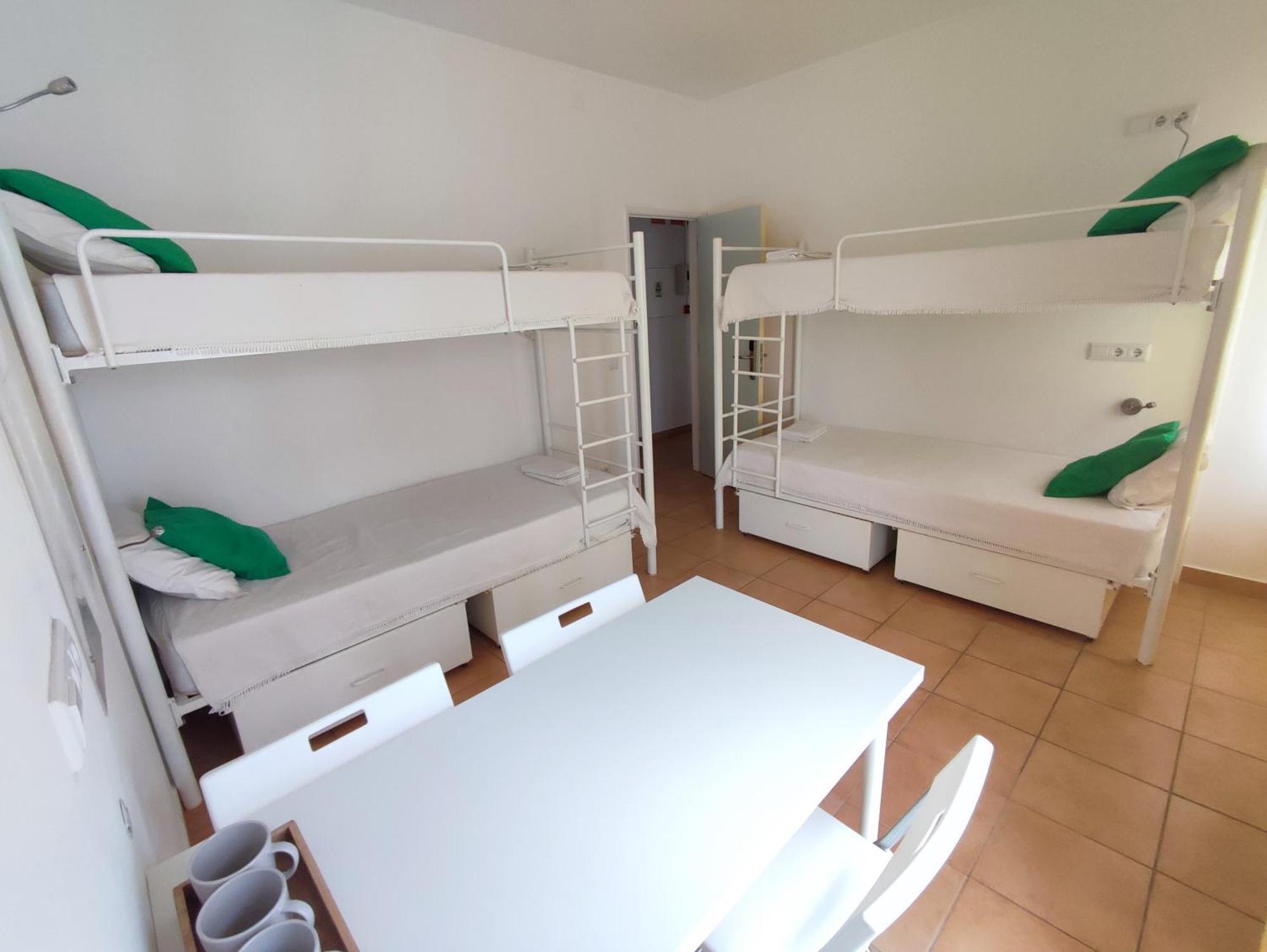 Racing Mackerel Hostel Лагуш Екстер'єр фото